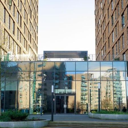 Modern Trafford 1Br Apartment-Free Parking-Cinema Room Manchester Zewnętrze zdjęcie